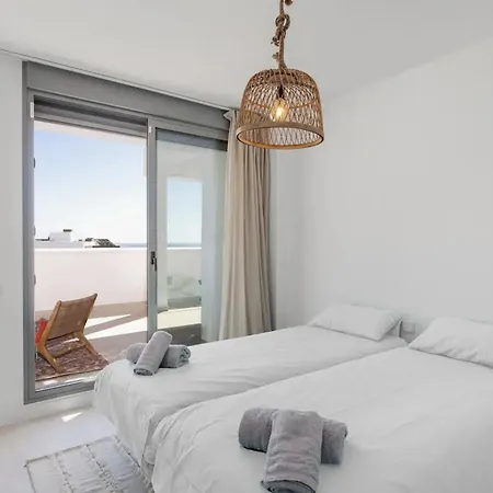 Apartman Luxury Penthouse With Stunning Views - Close To Marbella Estepona